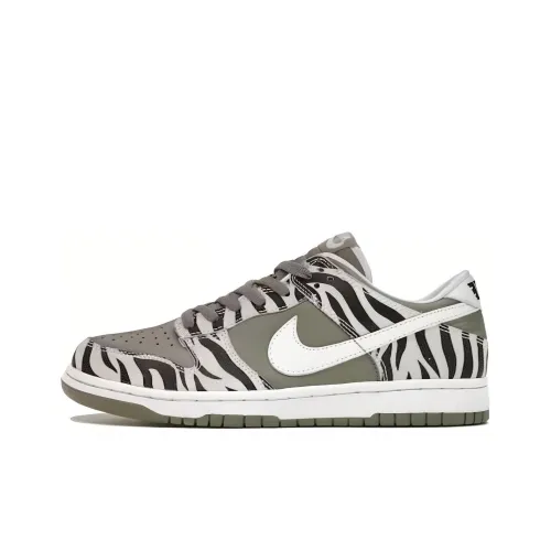 Nike Dunk Low Daktari