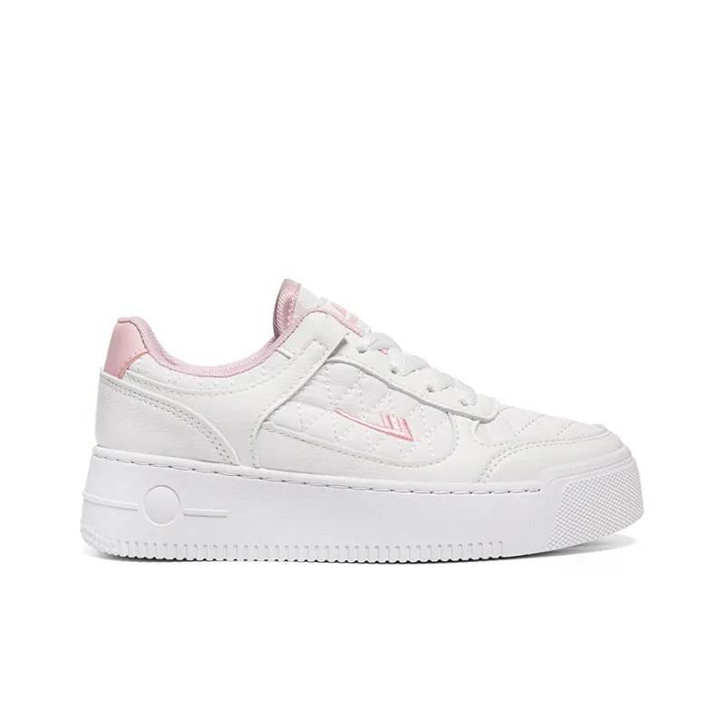 Warrior Students Casual White Sneakers Durable Lightweight And Breathable Low Top Skateboard Shoes Women's White Pink-1