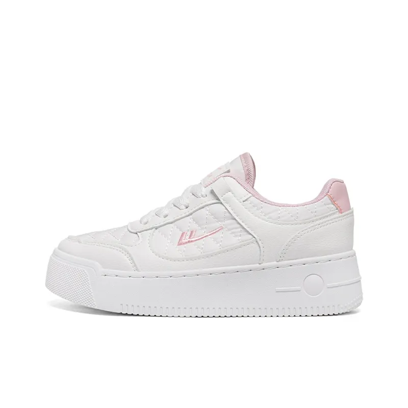 Warrior Students Casual White Sneakers Durable Lightweight And Breathable Low Top Skateboard Shoes Women's White Pink-0