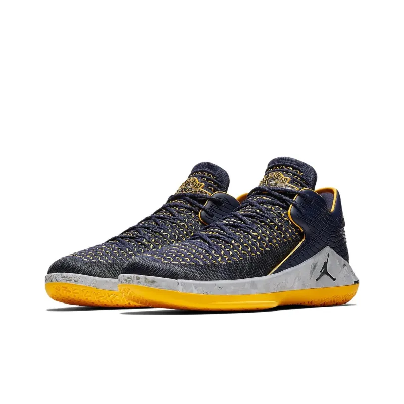 Air Jordan 32 Low PF 'Michigan Wolverines' Asia Version-2