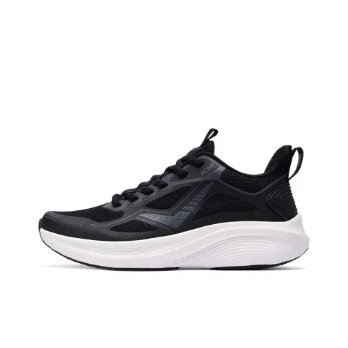 PONY Slip-Resistant Low-Top Running Shoes Unisex Black