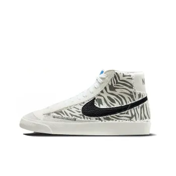 Nike Blazer Mid 77 Vintage Alter & Reveal