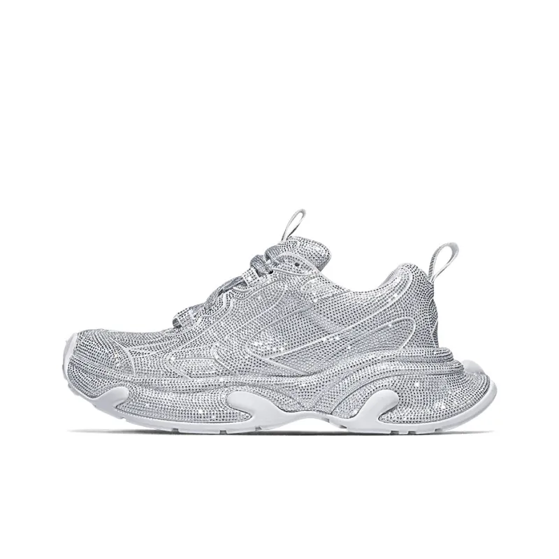 There is a special edition version of this shoe called the SE