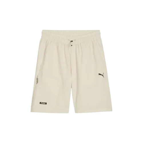 PUMA DESERT ROAD Cargo Shorts Men Apricot