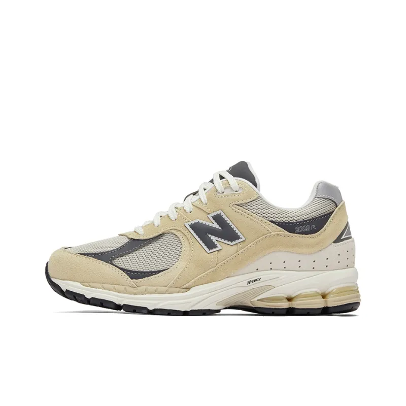 New Balance 2002R Sandstone Magnet-0