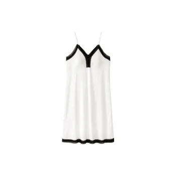 MADALLO Nightgown Women's White