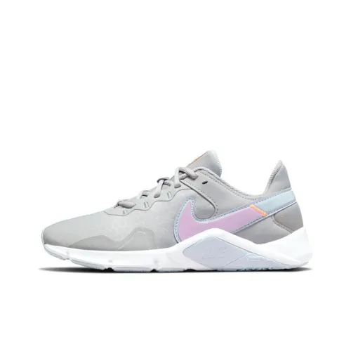 Nike Legend Essential 2 Women's