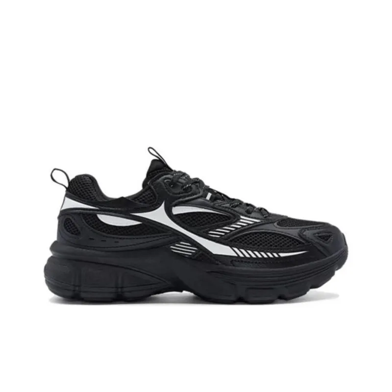 XTEP Cushioning Wear Resistant Low Top Running Shoes Women's Black-1