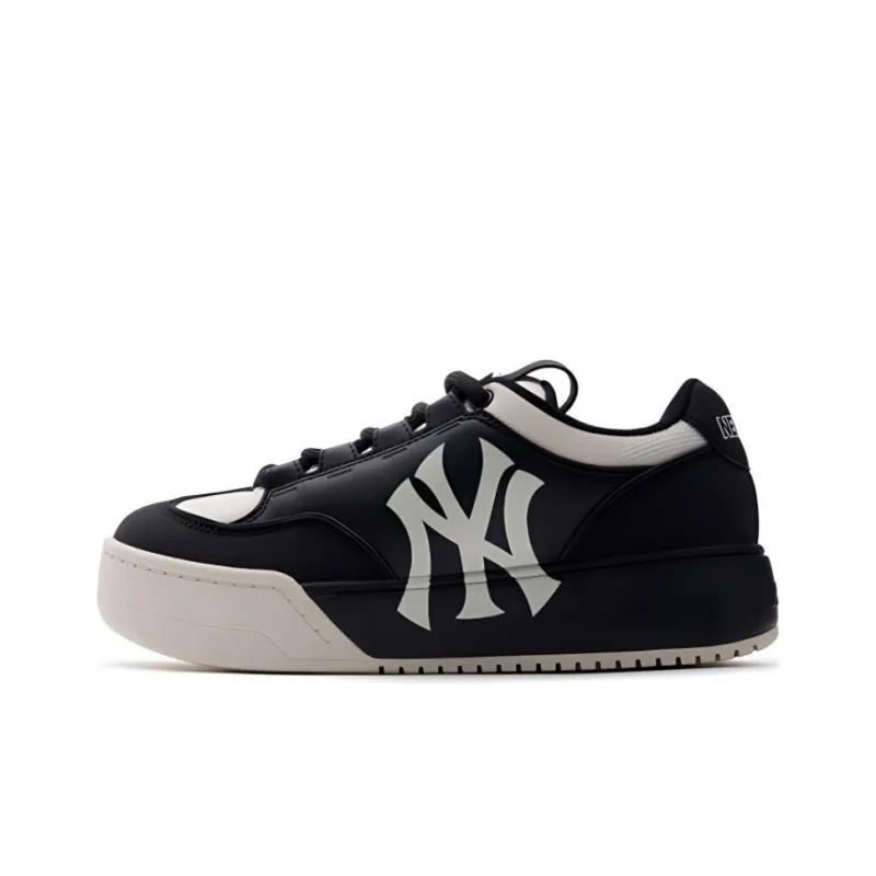 MLB Chunky Wide Wear Resistant Low Top Casual Shoes Unisex Black Loose Fit-0