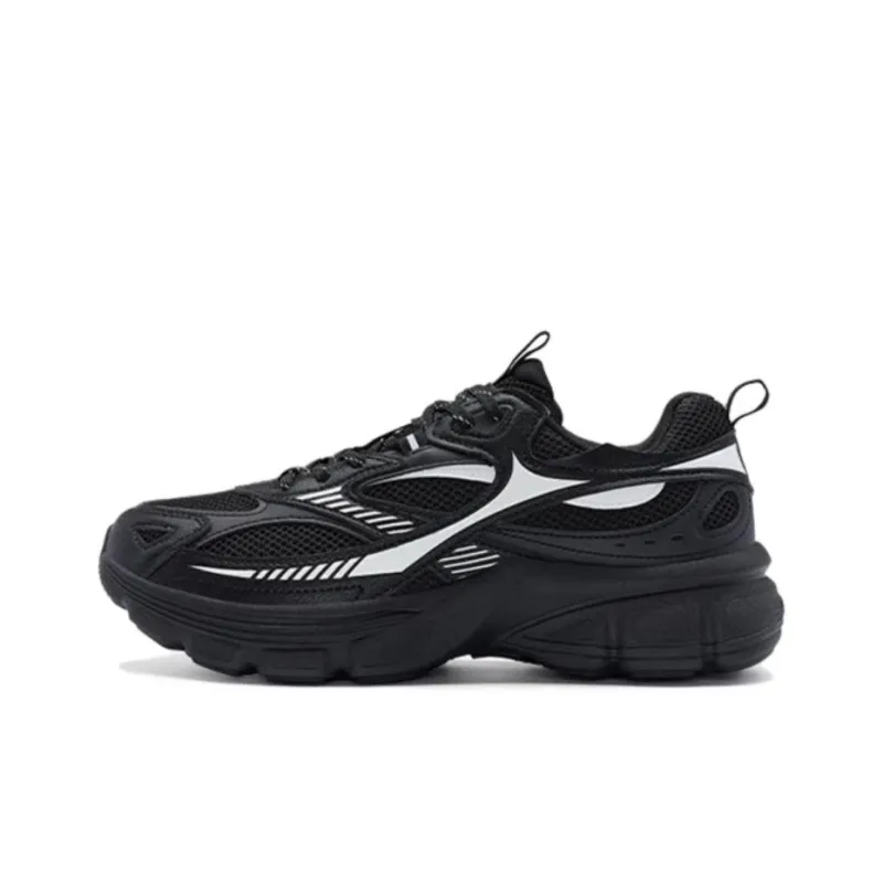 XTEP Cushioning Wear Resistant Low Top Running Shoes Women's Black-0
