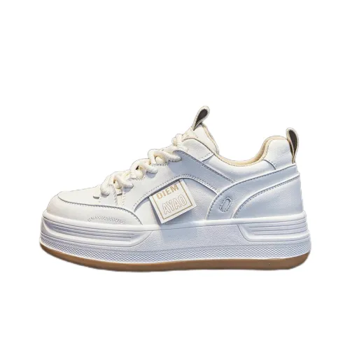 Help Cushioning Wear Resistant Low Top Skateboard Shoes Women's