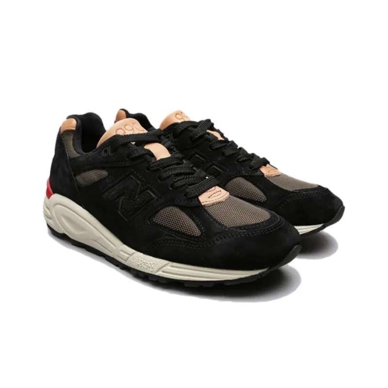 New Balance 990v2 Desert Heat Black-2