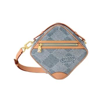 LOUIS VUITTON Chess Messenger