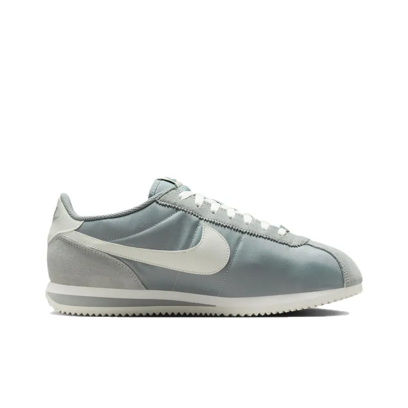 Nike Cortez Txt Mica Green Sail-1