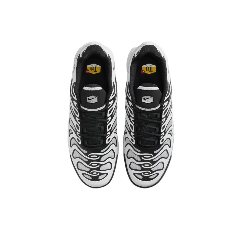 Nike Air Max Plus Drift White Black Metallic Silver-3