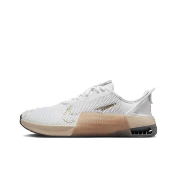 Nike Women's Metcon 9 EasyOn 'White Metallic Gold Sanddrift'
