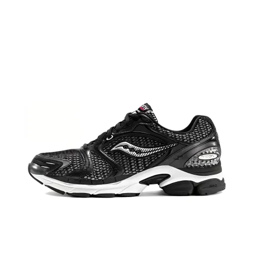 Saucony ProGrid Triumph 4 Black