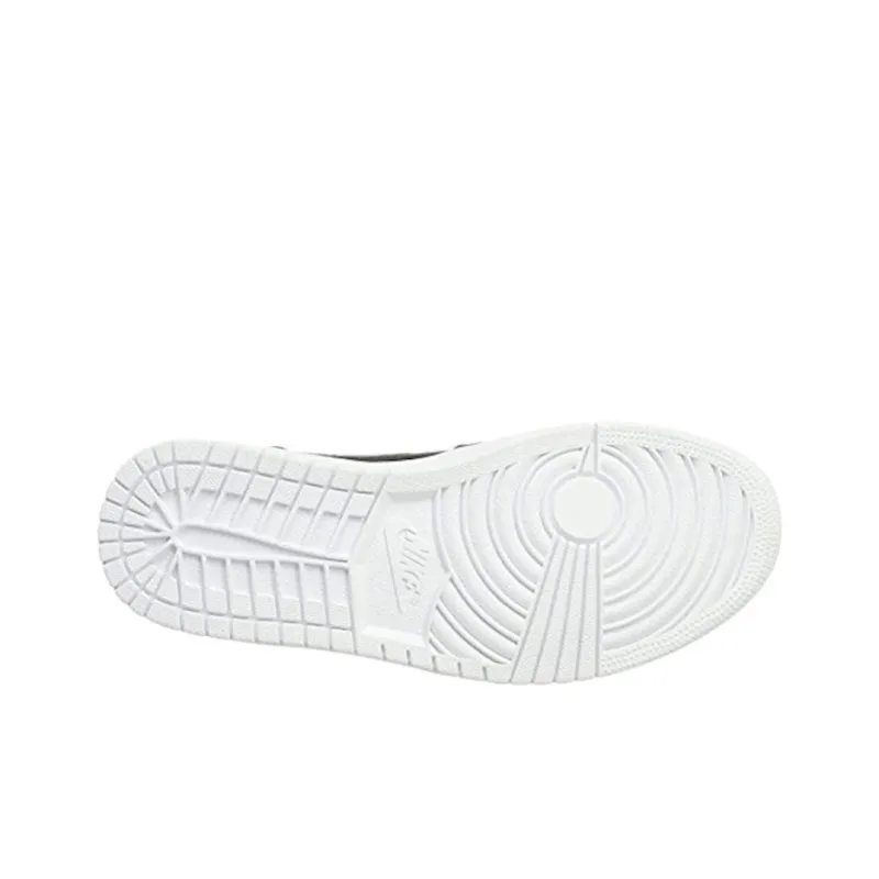 Jordan 1 Retro Mid Black White-4