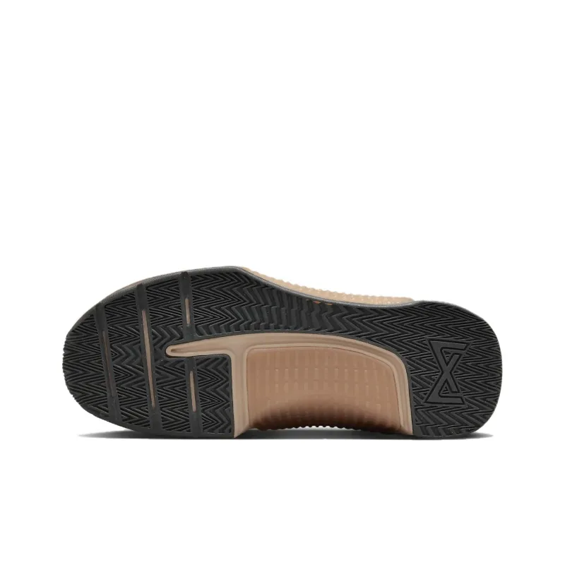 Nike Women's Metcon 9 EasyOn 'White Metallic Gold Sanddrift'-5
