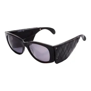 CHANEL 2000s Oval frame Diamond quilted Sunglasses