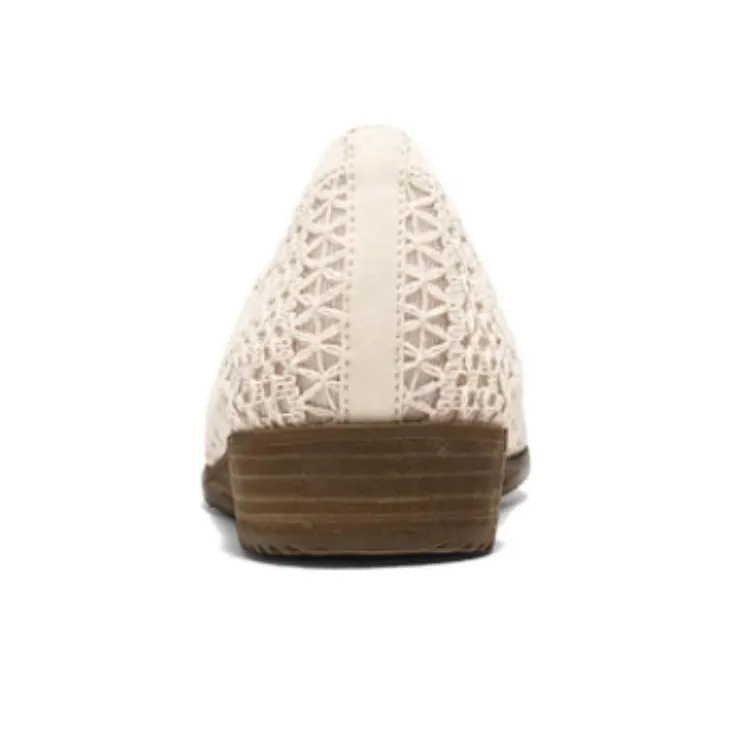 Skechers Modern Comfort Cushioning And Breathable Low Top Casual Shoes Women's Beige-3