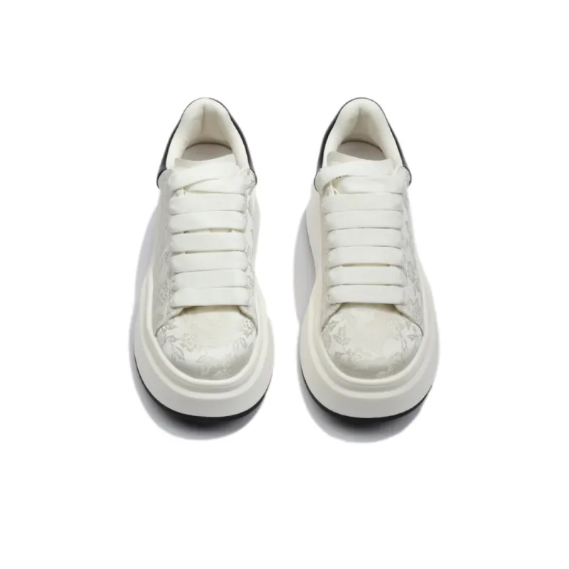 CENTRAL&KITTY Lightweight Height Increasing Mid-Top Casual Shoes Skateboard Shoes Women's-1