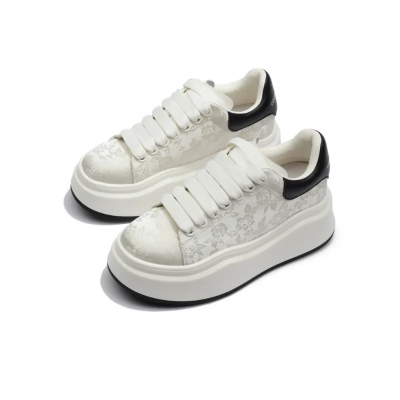 CENTRAL&KITTY Lightweight Height Increasing Mid-Top Casual Shoes Skateboard Shoes Women's-3