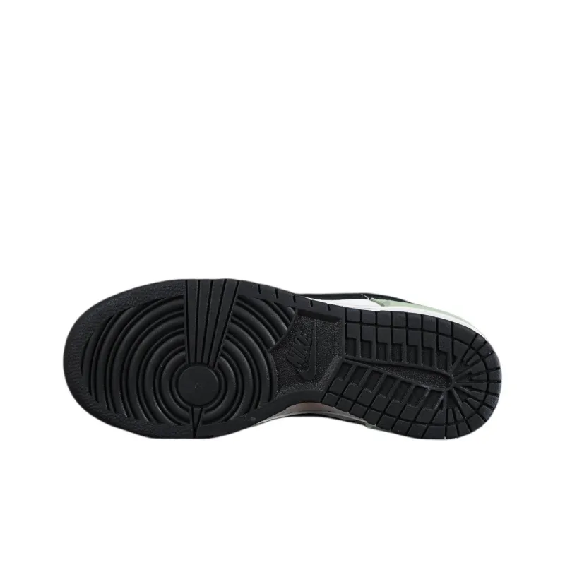 Otomo Katsuhiro x Nike SB Dunk Low Anti Slip And Wear Resistant Breathable Low Top Skateboard Shoes Unisex Green Black-3
