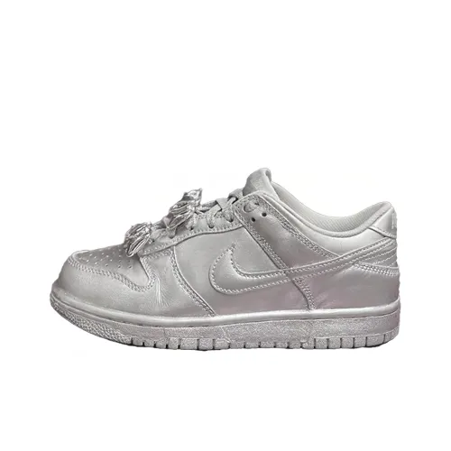 Nike Dunk SB Skateboard Shoes Women's Low-Top Silver