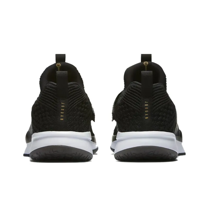 Jordan Trainer 2 Flyknit Black Metallic Gold-4