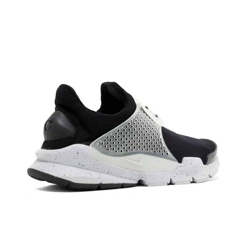 Nike Sock Dart Fragment Black Oreo-2