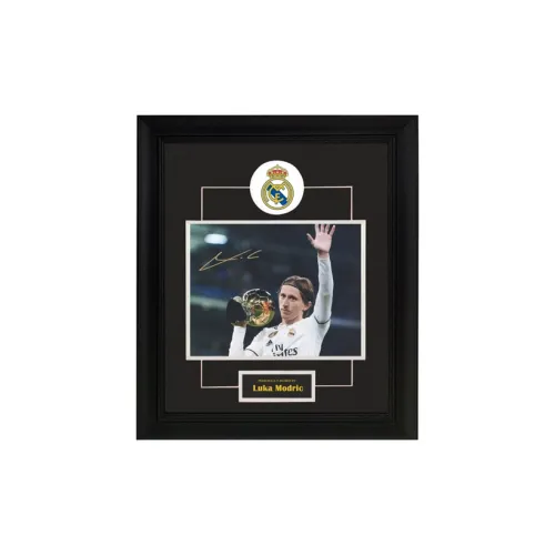Three For targa Madrid Team Luka Modrić Signed Photo With SA Certificate Framed And Mounted