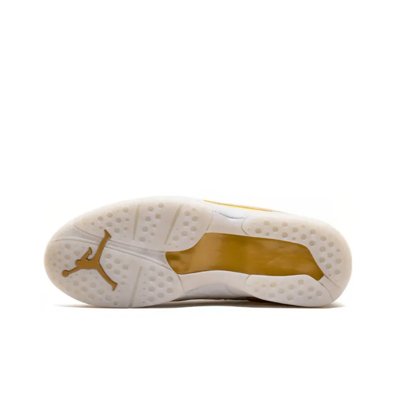 Jordan 8 Retro Champagne-4