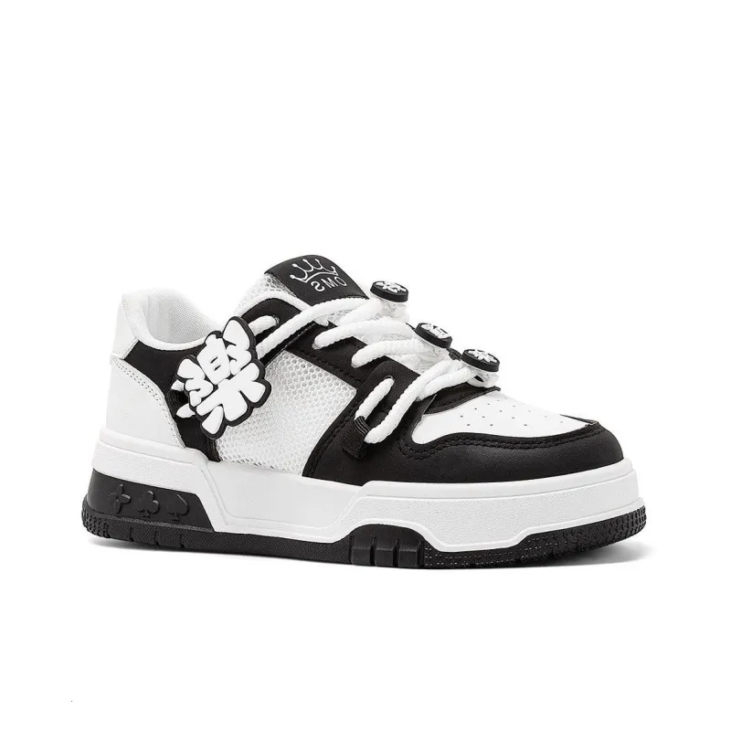 OMS Low-Top Skateboard Shoes Women's-1