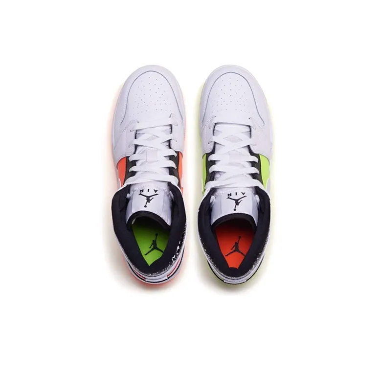 Jordan 1 Mid GS Notebook-2