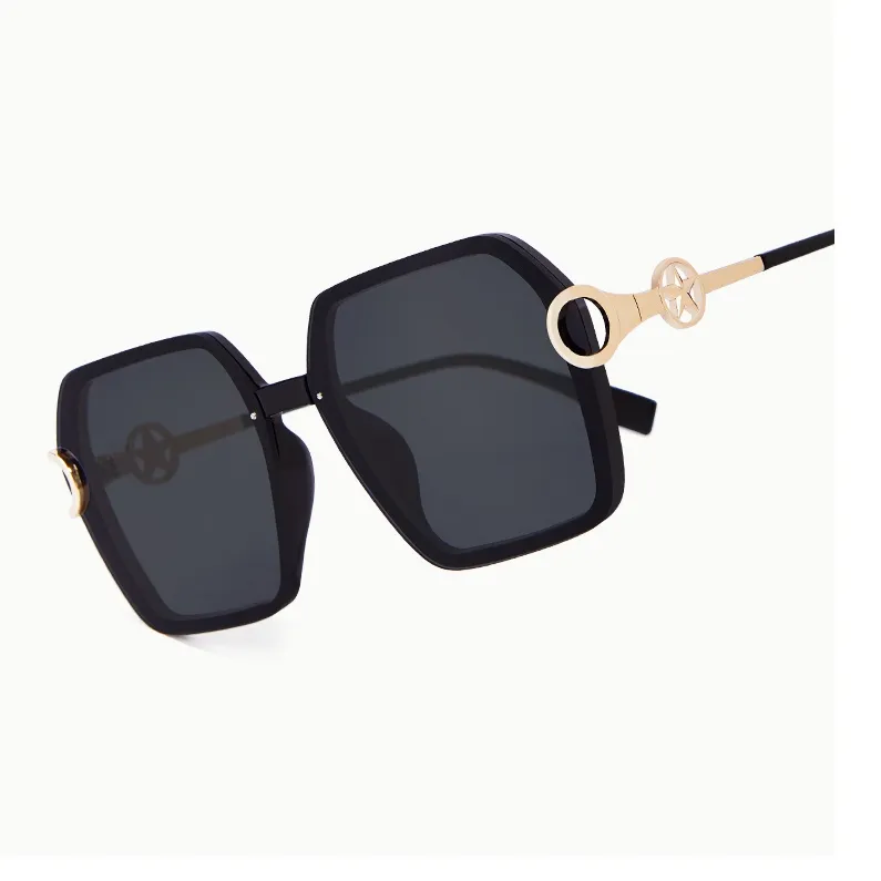 Narandu Plate And Metal PC Irregular Shape Sunglasses Women's Bright Black, Ecru-1