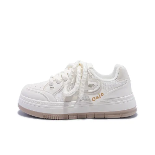 MKTKM Cushioning Quick Dry Lightweight Height Enhancing Low Top Skateboard Shoes Women's Beige