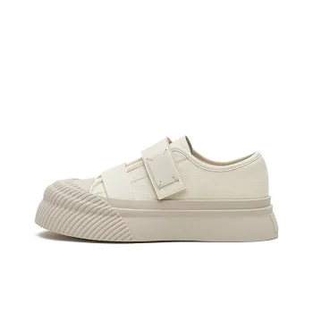 MASOOMAKE Height Increasing Low Top Skateboard Shoes Women's