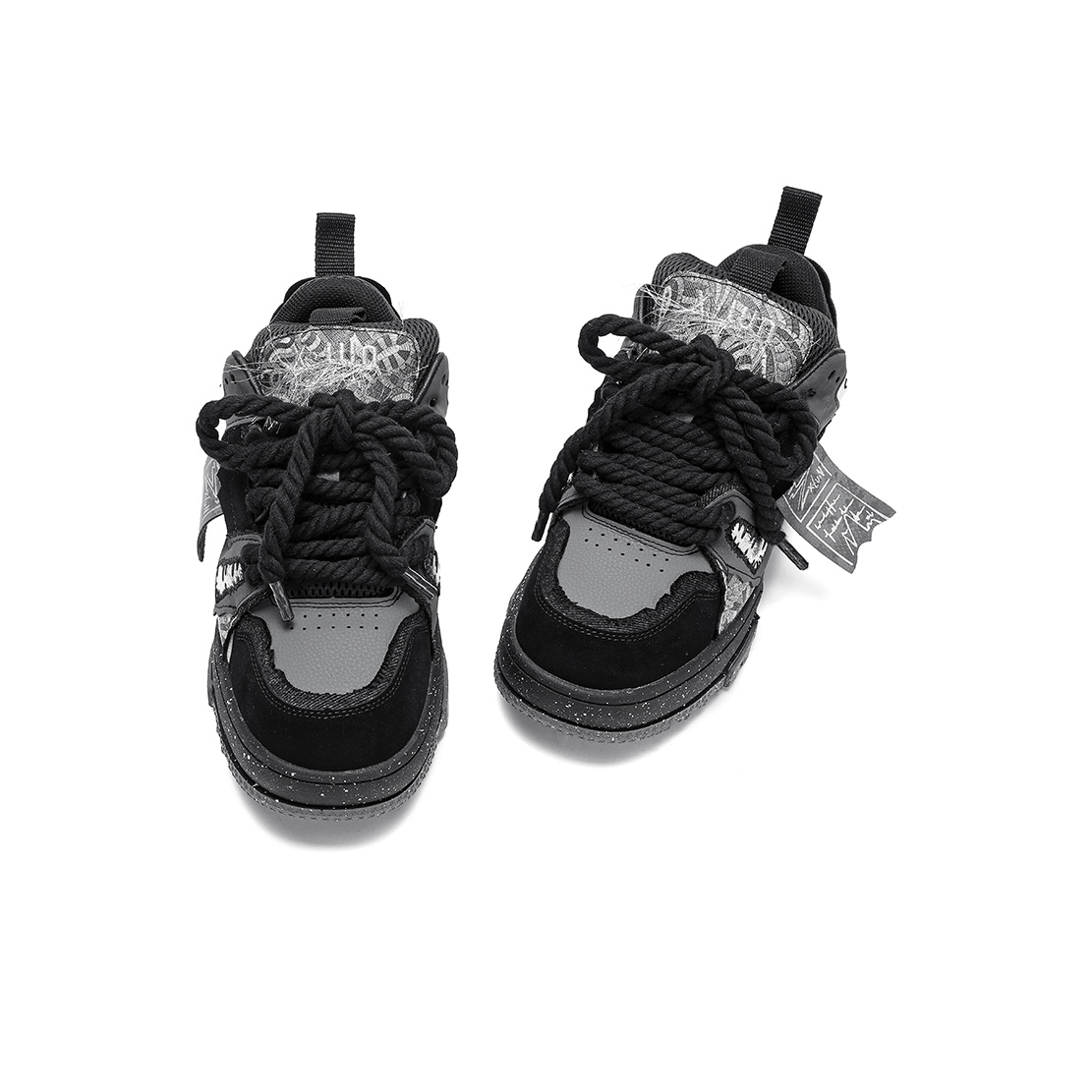 X·LUN Skateboard Shoes Unisex Low-Top Black - POIZON