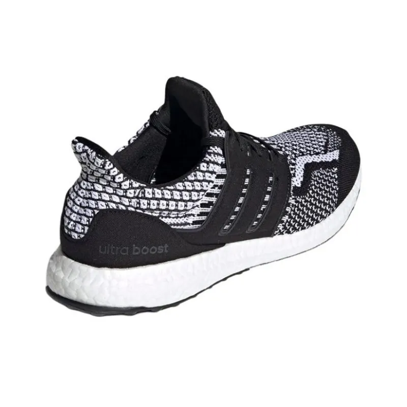 Adidas Ultra Boost 5.0 Dna Oreo-3