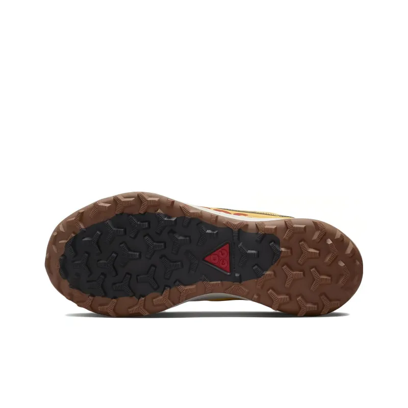 Nike Acg Lowcate Solar Flare-5