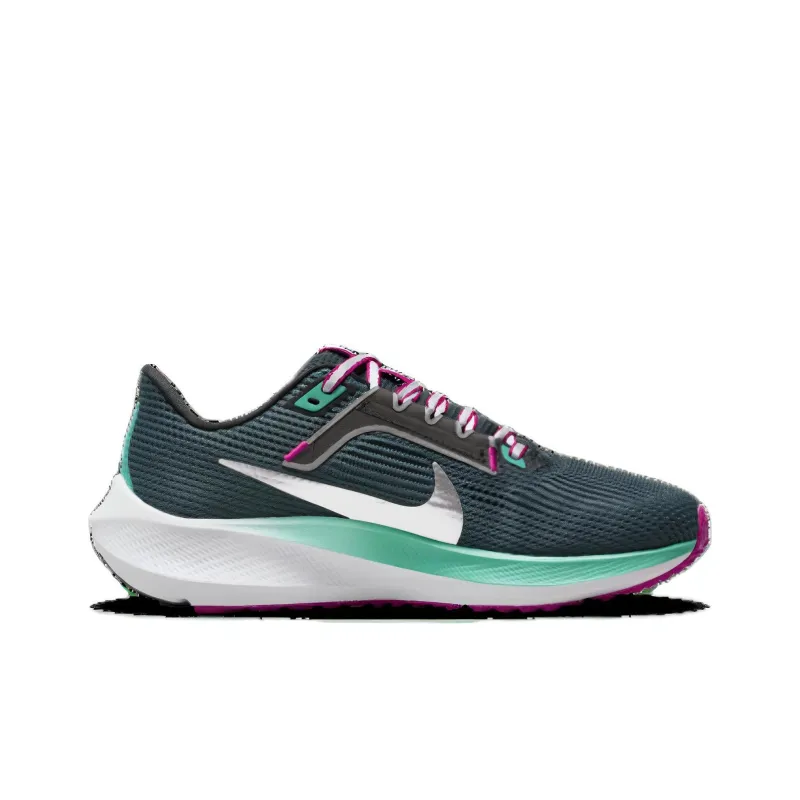 Nike Air Zoom Pegasus 40 'Deep Jungle White' Women's-1