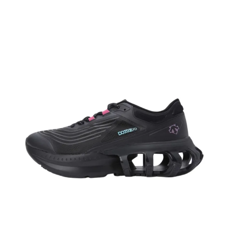 DESCENTE Shock Absorbers With Slip Resistant Features Low Top Running Shoes Unisex Black-0