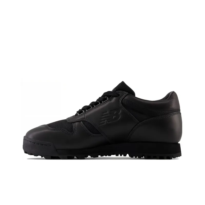 New Balance Rainier Low Triple Black-0