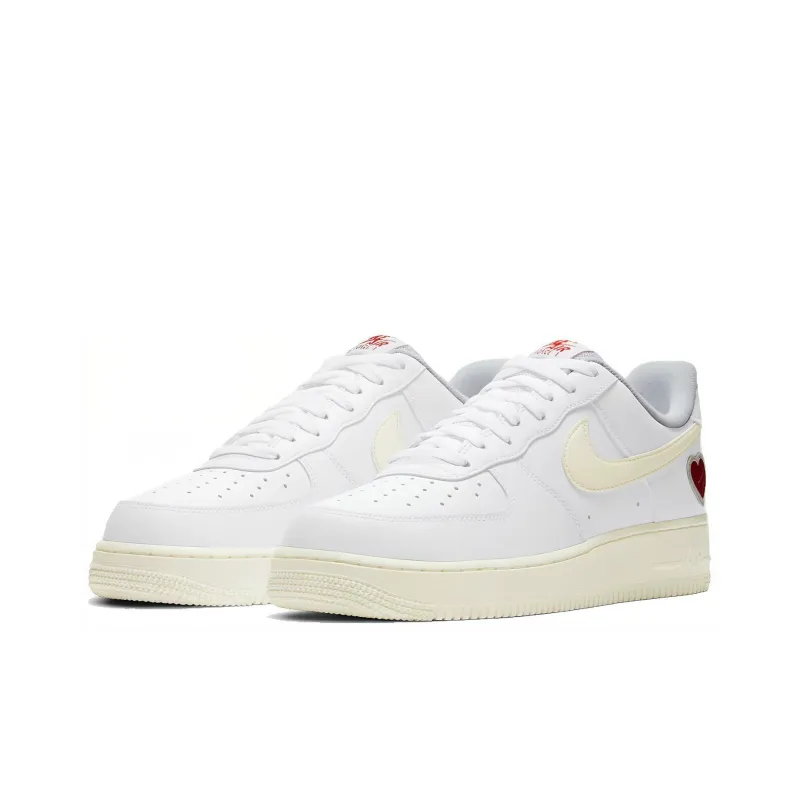 Nike Air Force 1 Low Valentine's Day 2021-2