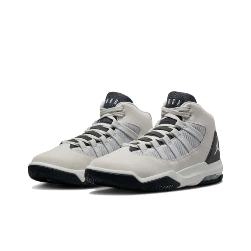 Air Jordan Max Aura 'Light Bone'-3
