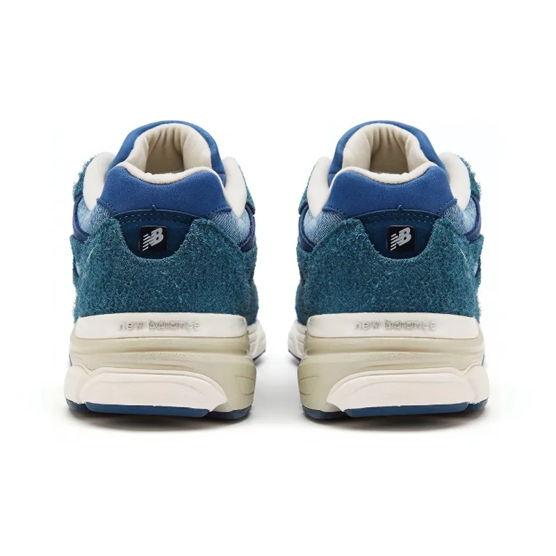 New Balance 990v3 MiUSA Levi's Denim-3
