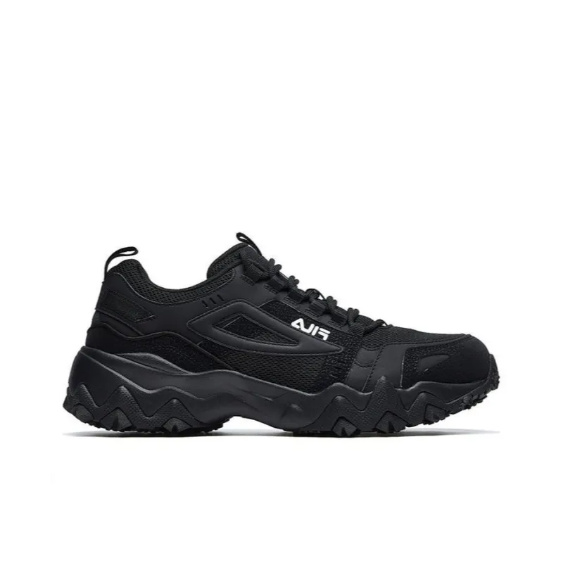 FILA Oakmont Wear Resistant Low Top Chunky Sneakers Men's Black-1