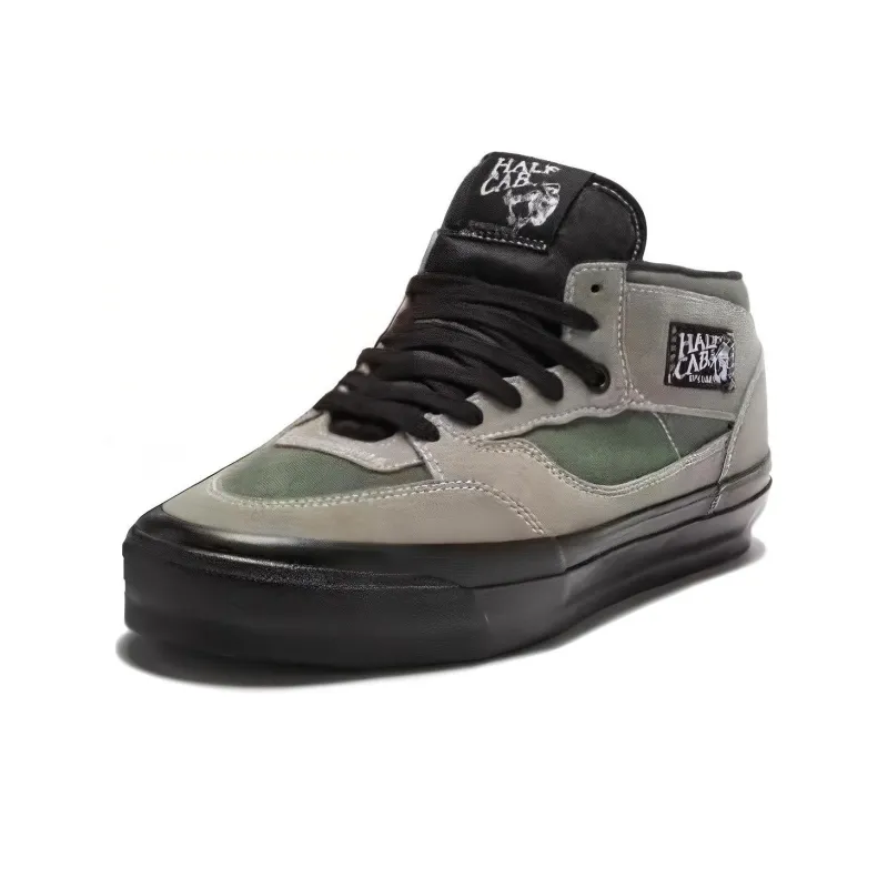Half Cab Premium Vans 33 'Park Ranger Pack Aluminium'-1