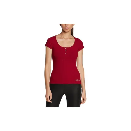 GUESS T-Shirts Women's Burgundy